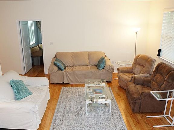 4th image of 2524 Leytonstone Dr