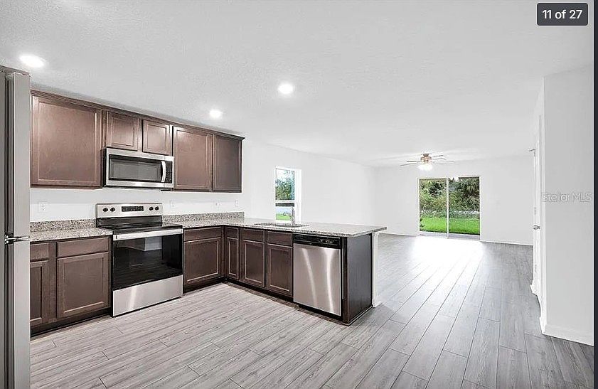 2nd image of 213 Hibiscus Ln