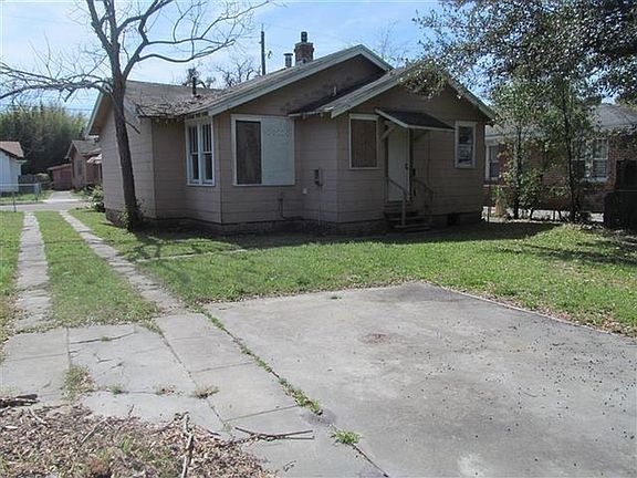 4th image of 439 W 22nd St