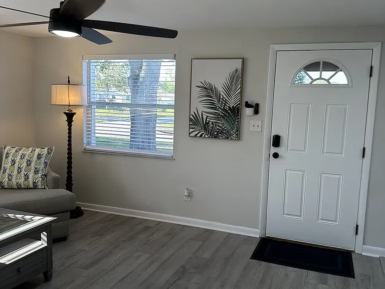 Southern Comfort Dr — Photo 3