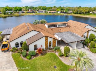 9143 Lingrove Rd, Weeki Wachee, FL 34613