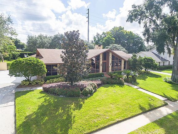 4th image of 5551 Brookline Dr