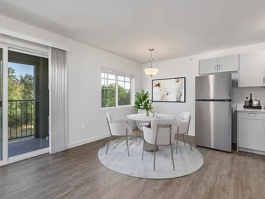 Haven on State- 1BDR