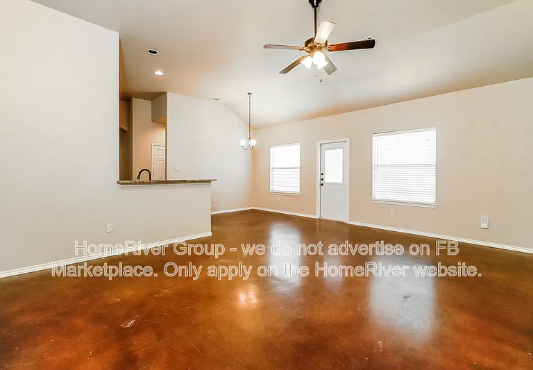 2613 Pahmeyer Rd — Photo 2