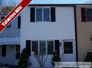 203 Hill Cir, Calverton, NY 11933