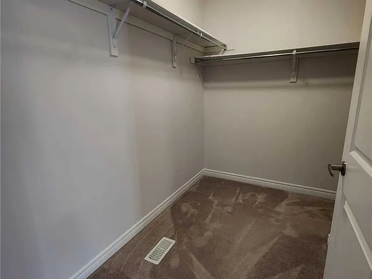 34 Stonehill Ave — Photo 13