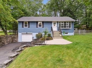 141 Bowden Rd, Cedar Grove, NJ 07009