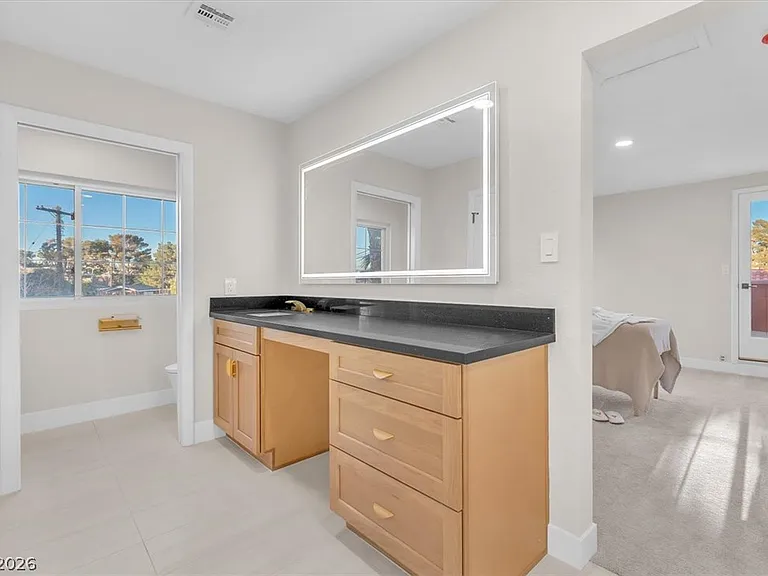 2868 Vista Del Sol Ave — Photo 49