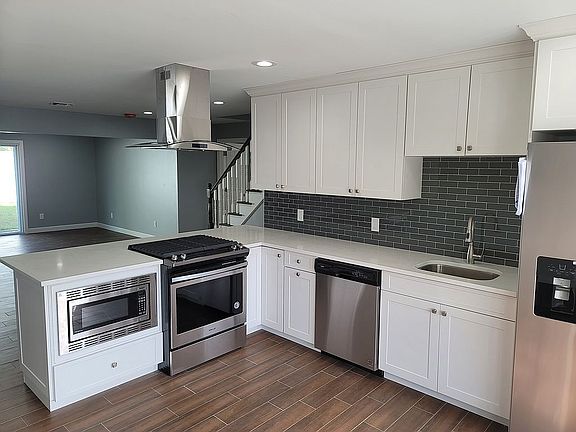 4th image of 19 Abbey Ln