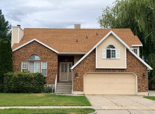 1925 E Sunset Dr, Layton, UT 84040