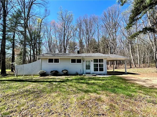 941 N State Highway 16, Wilkesboro, NC 28697