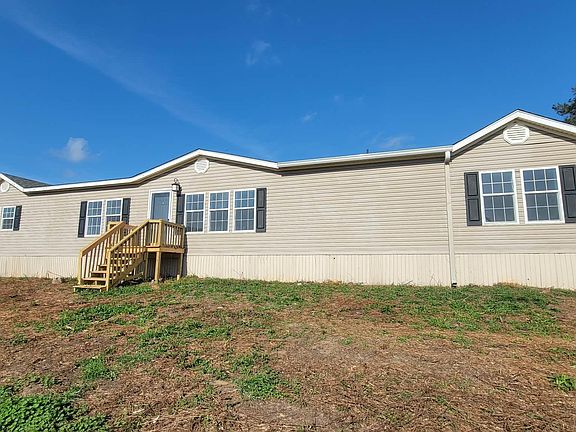 2nd image of 40565 Sam Smith Rd