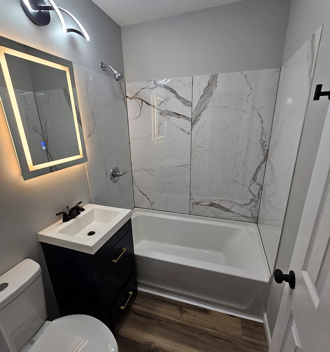 Studio, $749 — Photo 2