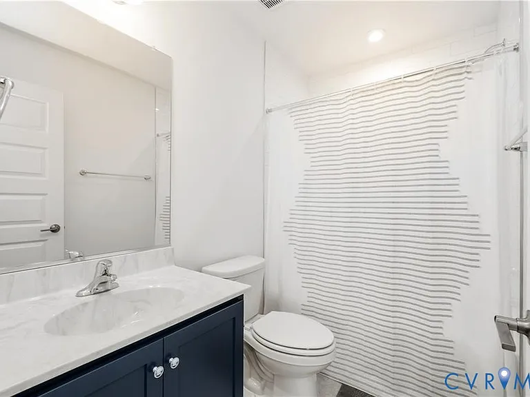 12221 Dutch Elm Cir — Photo 13