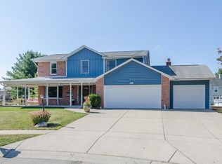 7695 Ensley Ct, Fishers, IN 46038