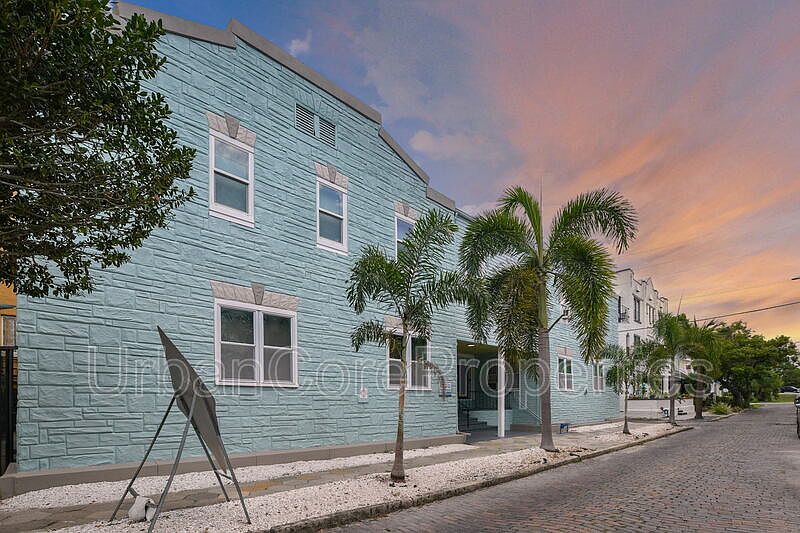 1st image of 308 Grove St N APT 106