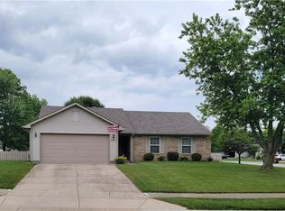 502 Woodfield Cir, Avon, IN
