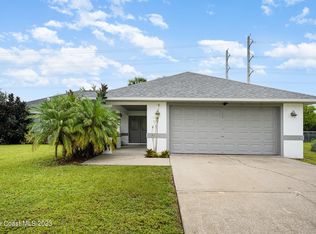 711 Glencove Ave NE, Palm Bay, FL 32907