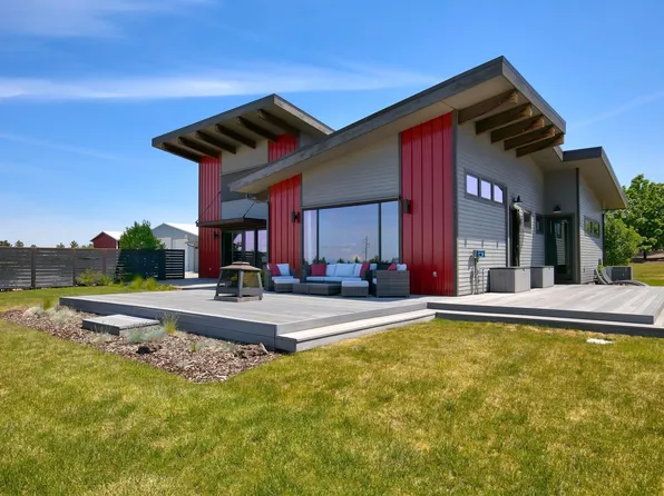 11301 SW Robinson Ln, Powell Butte, OR 97753