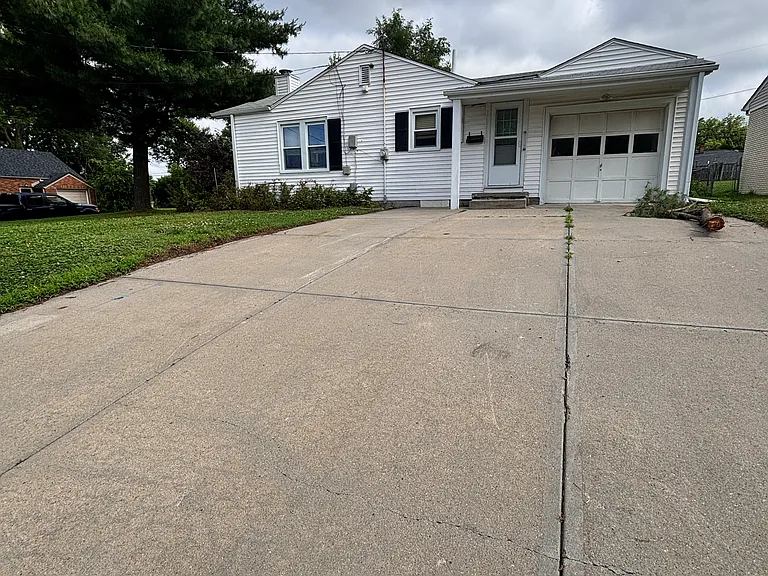 1305 N 61st St — Photo 14