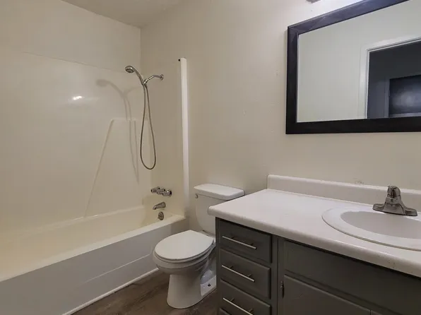 Tuscan Springs Apartments