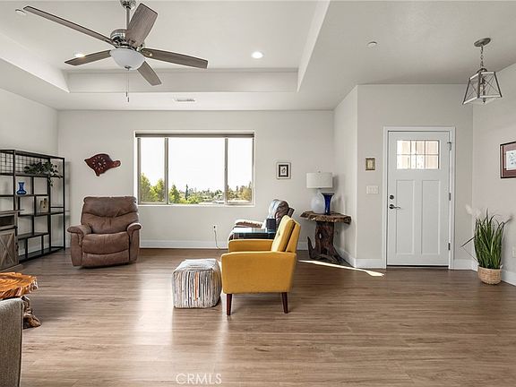 3rd image of 638 Circlewood Dr