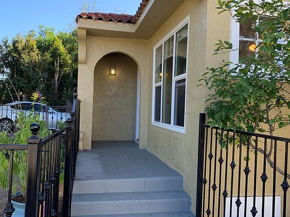 3rd image of 2722 W Avenue 31