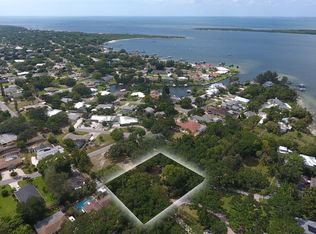 1714 71st St NW, Bradenton, FL 34209