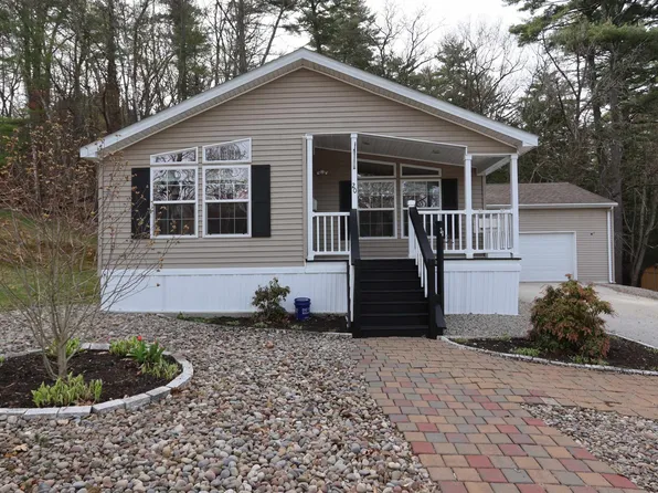 20 Kirkwood Road, Hooksett, NH 03106
