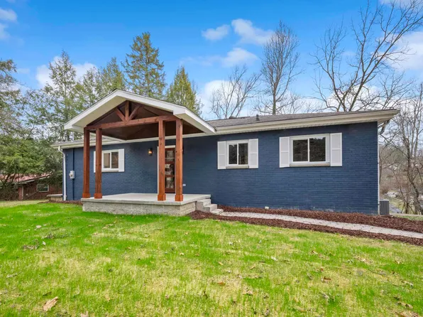 127 Pollitt Rd, Russell, KY 41169