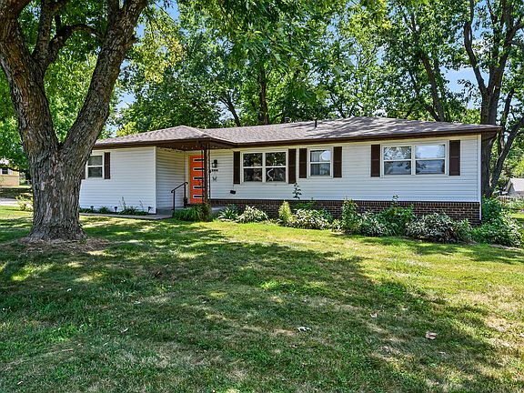 2nd image of 2326 E Nora Street