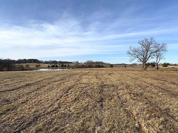 5th image of 1001 County Road 108