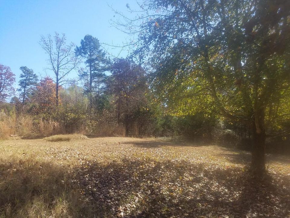 1st image of 225 Grant Ln