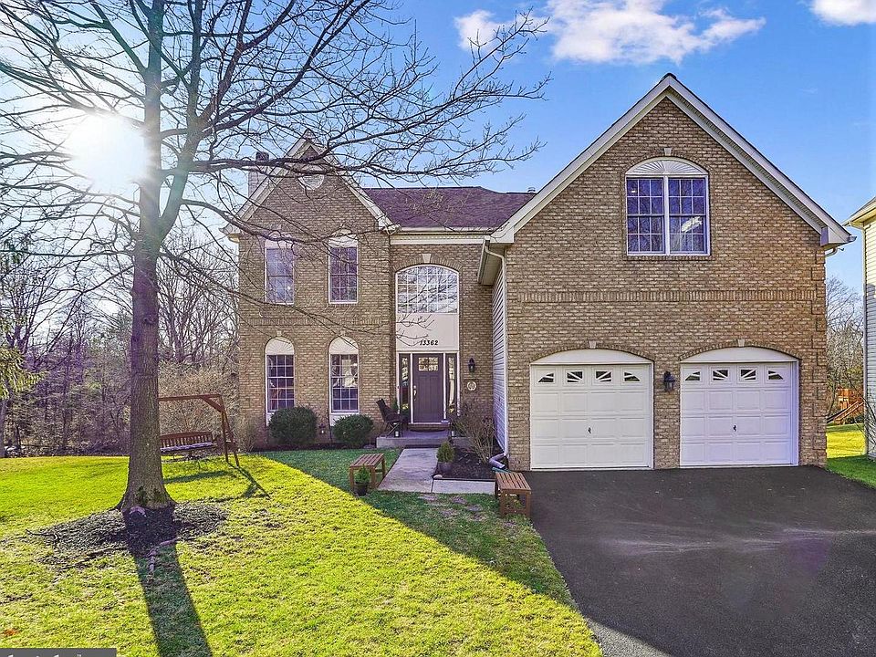 1st image of 13362 Horsepen Woods Ln