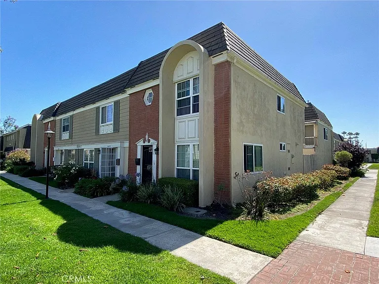 10067 San Miguel Ct — Photo 13