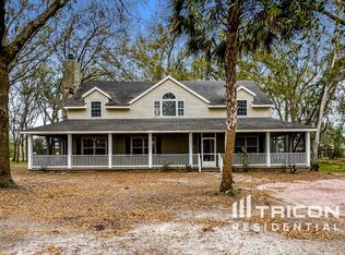 3312 Carson Oaks Ln, Plant City, FL 33565