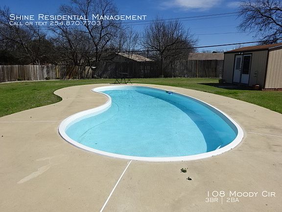 2nd image of 108 Moody Cir