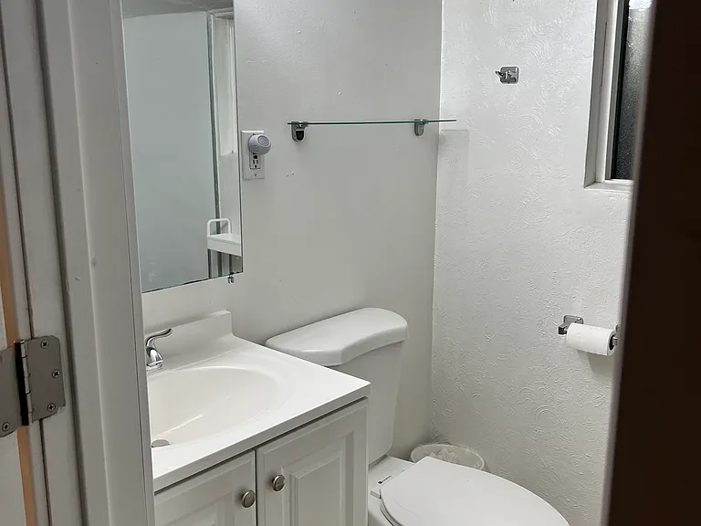 1231 W Arapahoe Ave — Photo 4