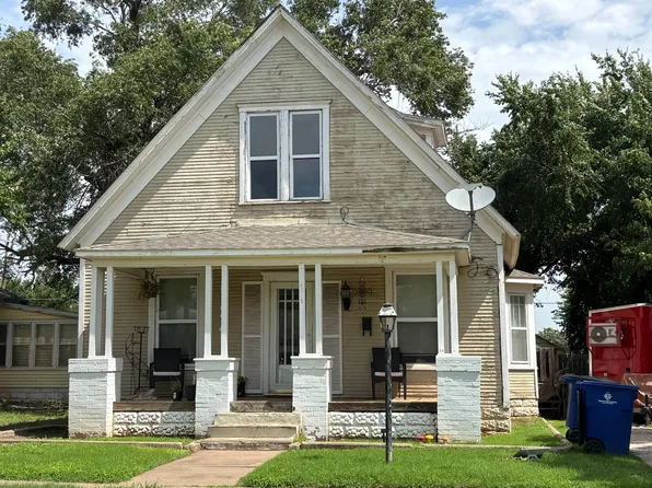 724 Church St, Alva, OK 73717