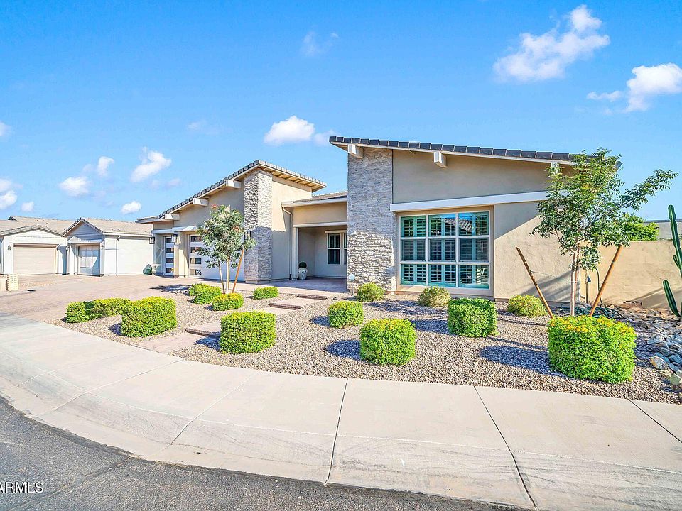 1st image of 13851 W BLOSSOM Way
