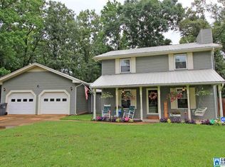 1734 Round Hill Rd, Weaver, AL 36277