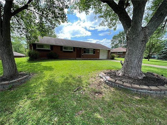 3rd image of 4509 Henrich Dr