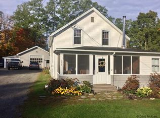 257 Sugar Hill Rd, Crown Point, NY 12928