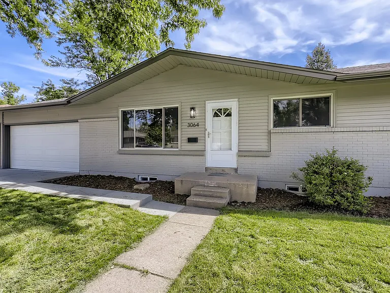 3064 S Winona Ct — Photo 3