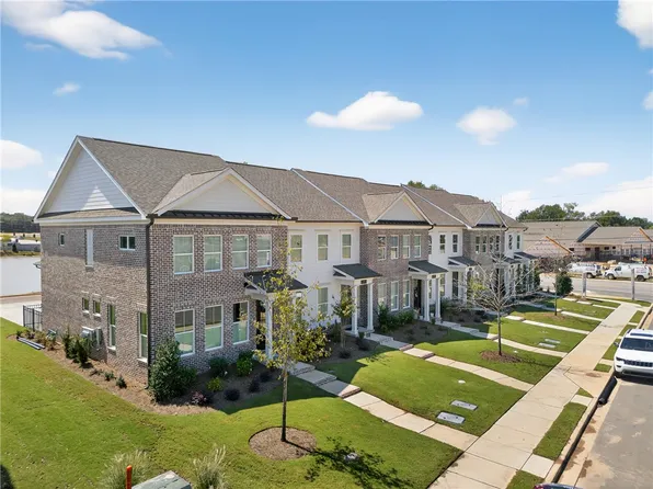416 Trumpeter St, Auburn, AL 36832