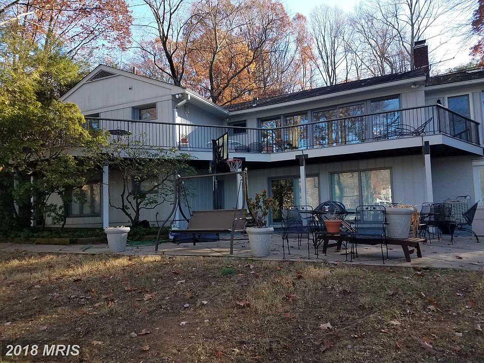 1st image of 6412 Lakeview Dr
