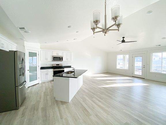Kitchen Great Room