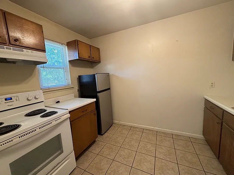 907 E 12th Ave #124 — Photo 6