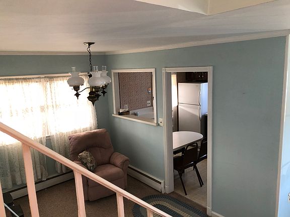 3rd image of 388 Philadelphia Ave