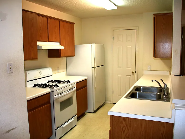 5301 Roosevelt Ave #B — Photo 6